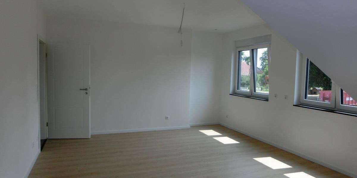 Etagenwohnung Dickel - 3 Zimmer, 105 m&sup2;, 850&euro; | Angebot:26991872