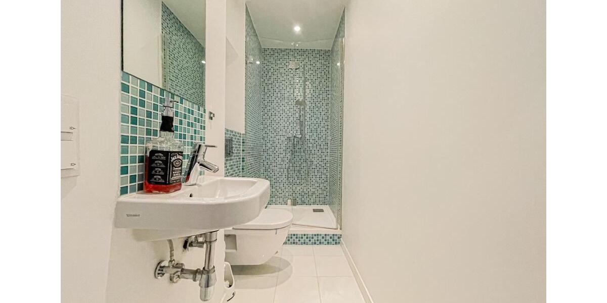 Wohnen auf Zeit Wuppertal Elberfeld - 5 Zimmer, 137 m&sup2;, 1.300&euro; | Angebot:25650104