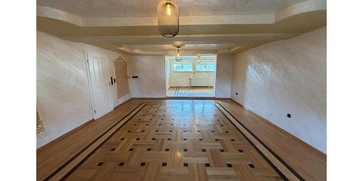 Etagenwohnung Eckental - 3 Zimmer, 100 m&sup2;, 1.450&euro; | Angebot:25870731