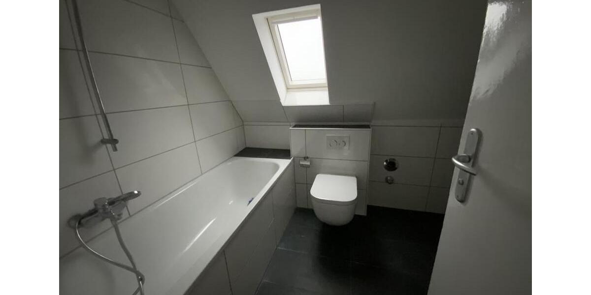 Dachgeschoßwohnung Koblenz Lay - 2 Zimmer, 46 m&sup2;, 539&euro; | Angebot:24713367