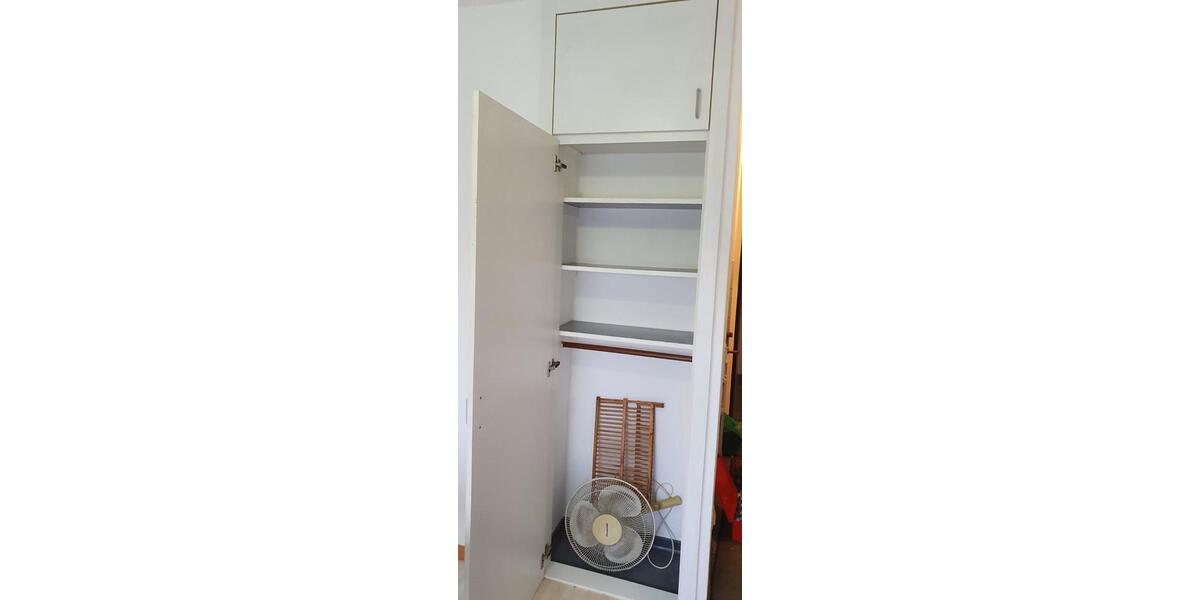 Dachgeschoßwohnung Essen Stadtbezirk VI - 1 Zimmer, 18 m&sup2;, 250&euro; | Angebot:24737551