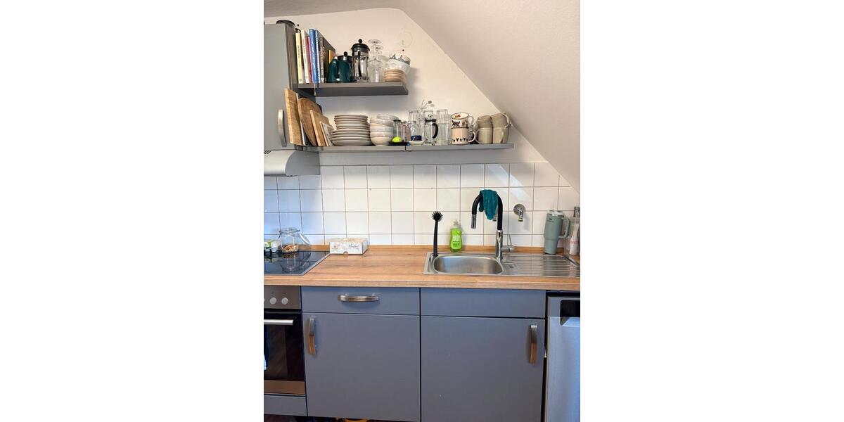 Dachgeschoßwohnung Hattingen - 3.5 Zimmer, 67 m&sup2;, 600&euro; | Angebot:26022723