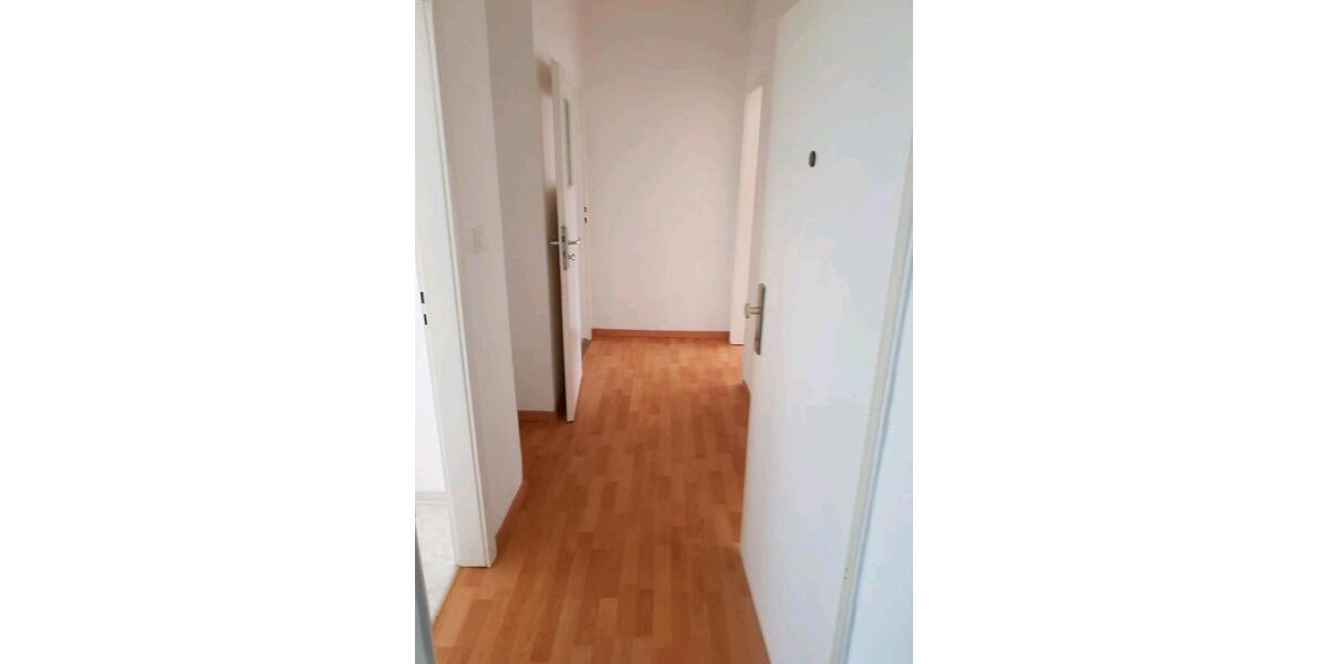 Erdgeschoßwohnung Hirschberg - 3 Zimmer, 57 m&sup2;, 340&euro; | Angebot:24570953