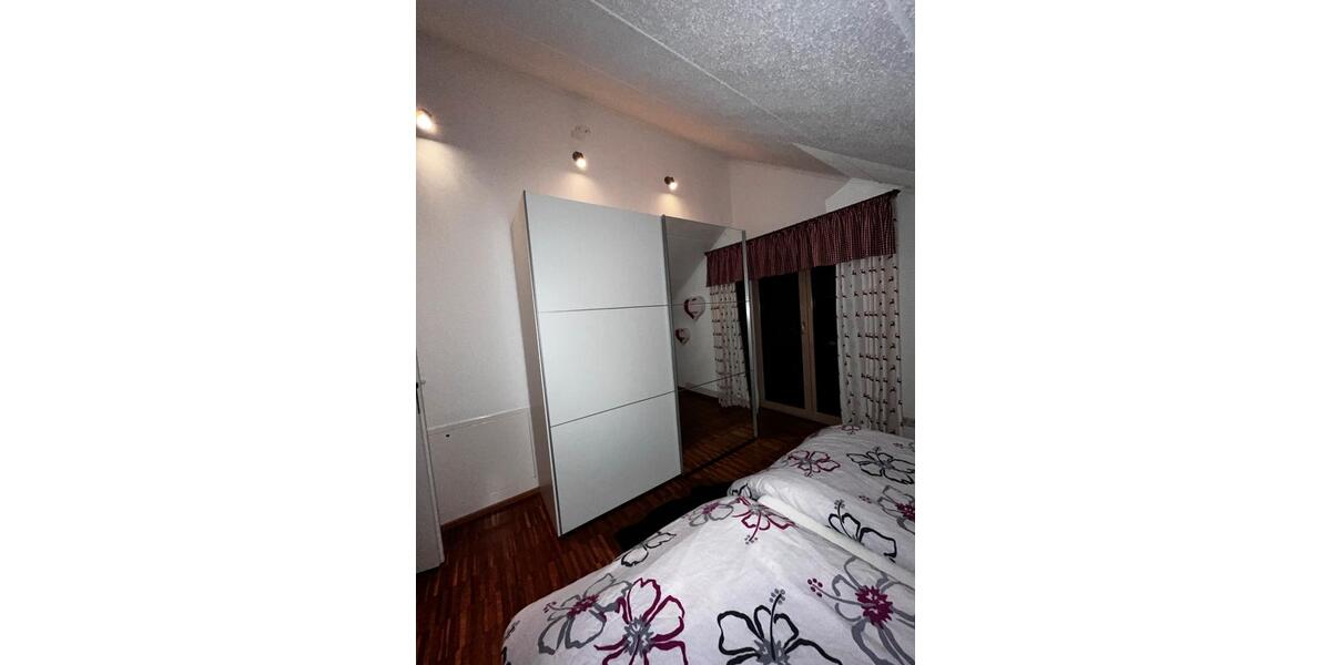 Dachgeschoßwohnung Ingolstadt Nordost - 1 Zimmer, 65 m&sup2;, 1.050&euro; | Angebot:26014448