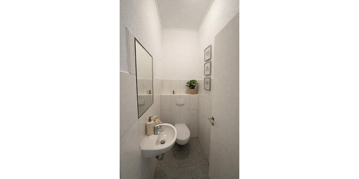 Erdgeschoßwohnung Schwebheim - 3 Zimmer, 88 m&sup2;, 890&euro; | Angebot:26044235