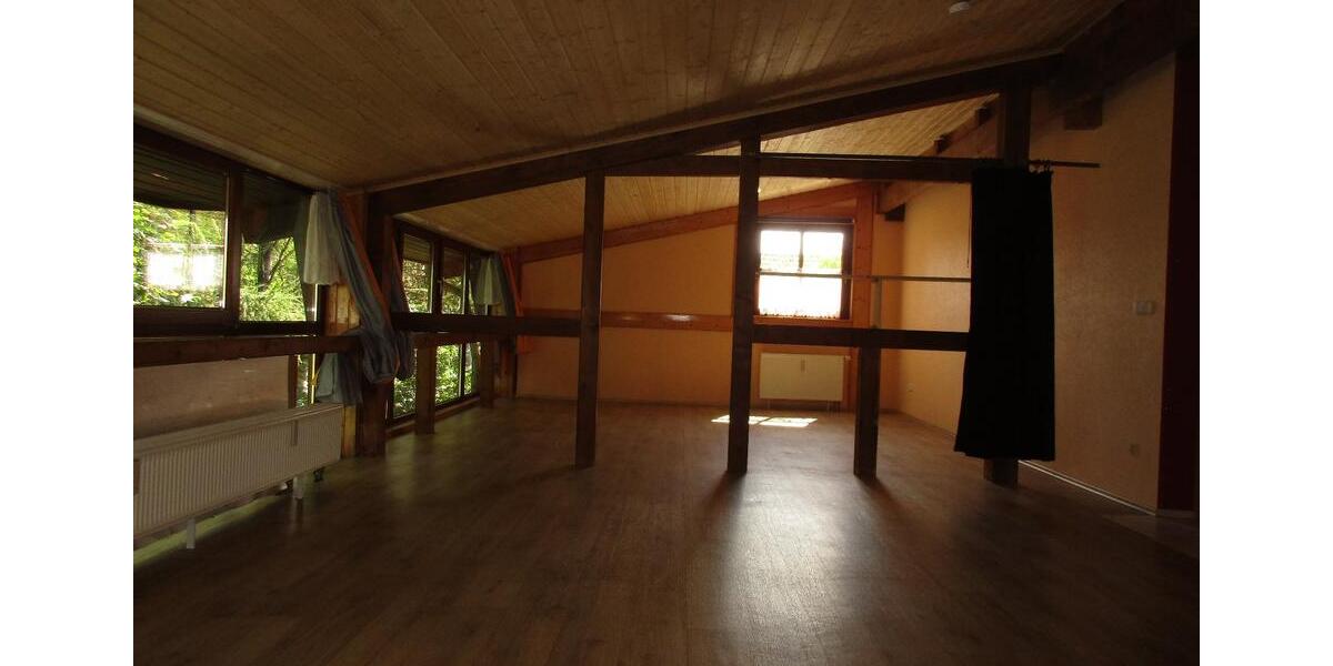 Dachgeschoßwohnung Hofbieber - 1 Zimmer, 70 m&sup2;, 380&euro; | Angebot:24646356