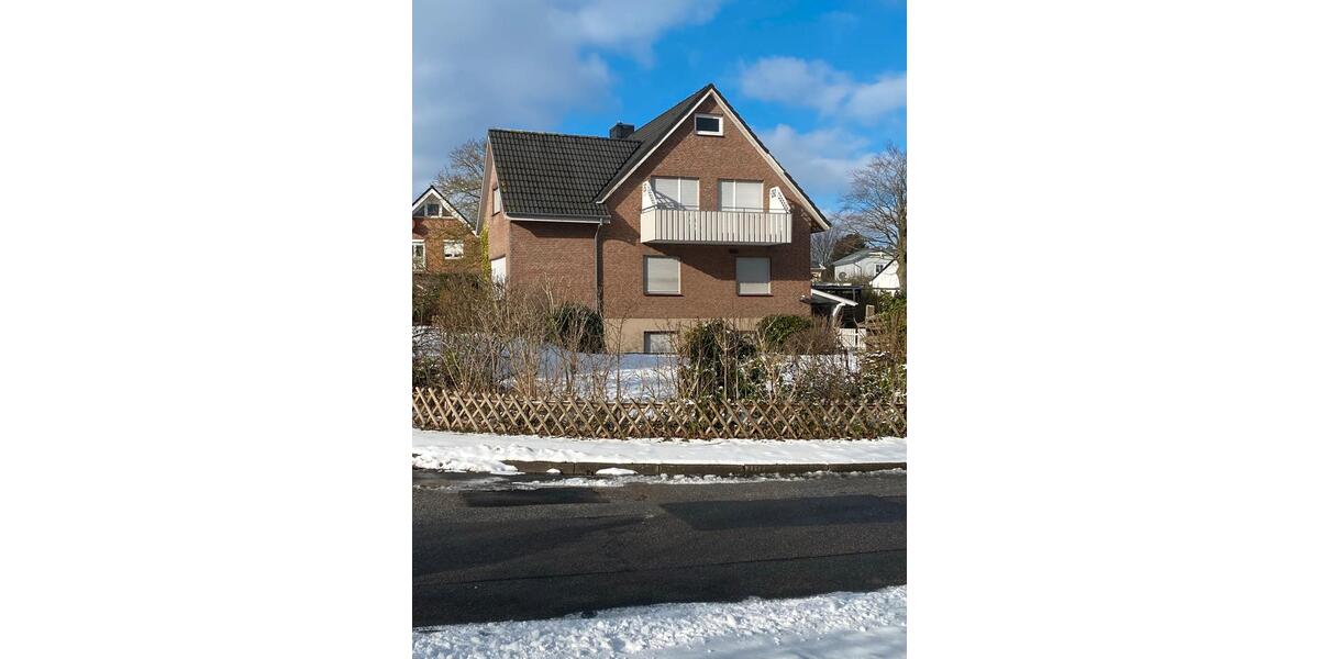 Dachgeschoßwohnung Scharbeutz - 3 Zimmer, 54 m&sup2;, 900&euro; | Angebot:26454785