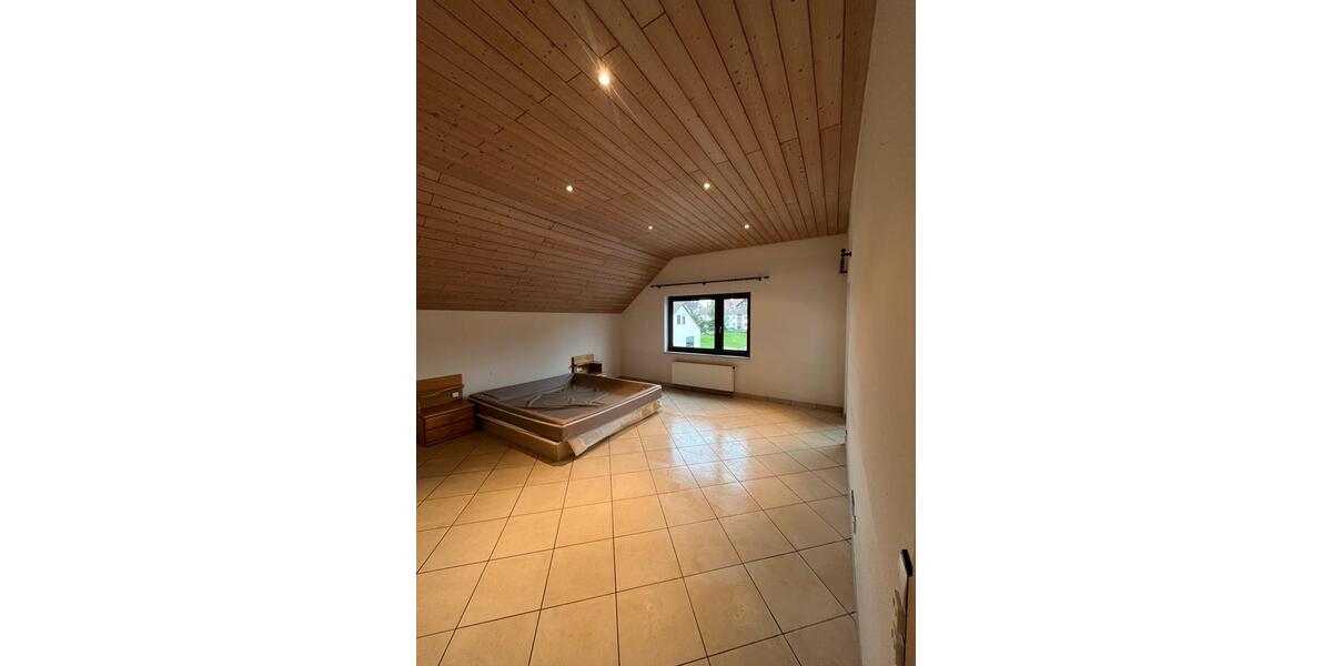 Großes Einfamilienhaus mit Charme 8 zimmer