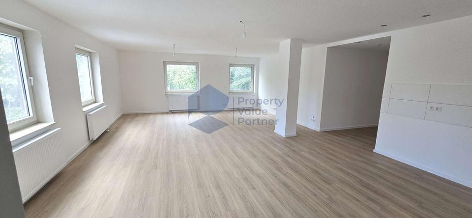 Großzügig, modern, repräsentativ: Traumhafte Wohnung mit drei Schlafzimmern und XXL-Wohnbereich 4 zimmer