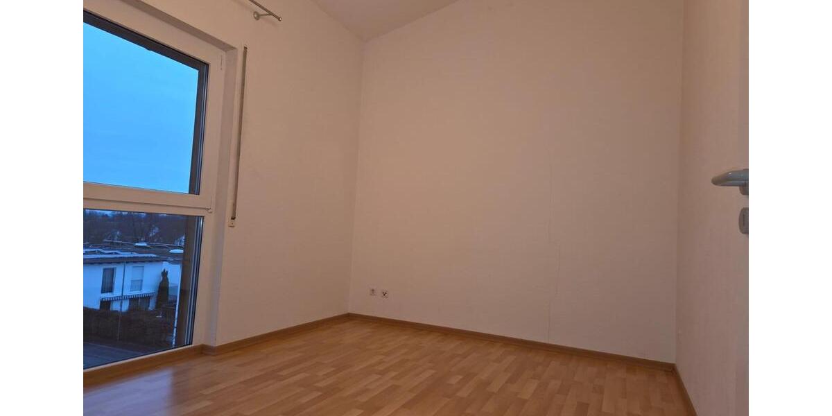 Helle 3,5-Zimmer Galerie Wohnung mit Süd-Balkon in Ludwigsburg 3.5 zimmer