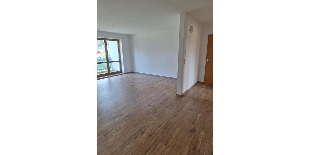 Erdgeschoßwohnung Annaberg-Buchholz Buchholz - 3 Zimmer, 72 m&sup2;, 410&euro; | Angebot:23524645