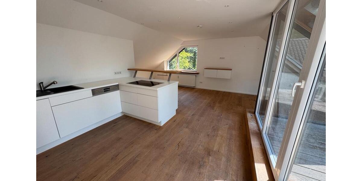 Dachgeschoßwohnung Wallenhorst - 3.5 Zimmer, 100 m&sup2;, 1.180&euro; | Angebot:26412504