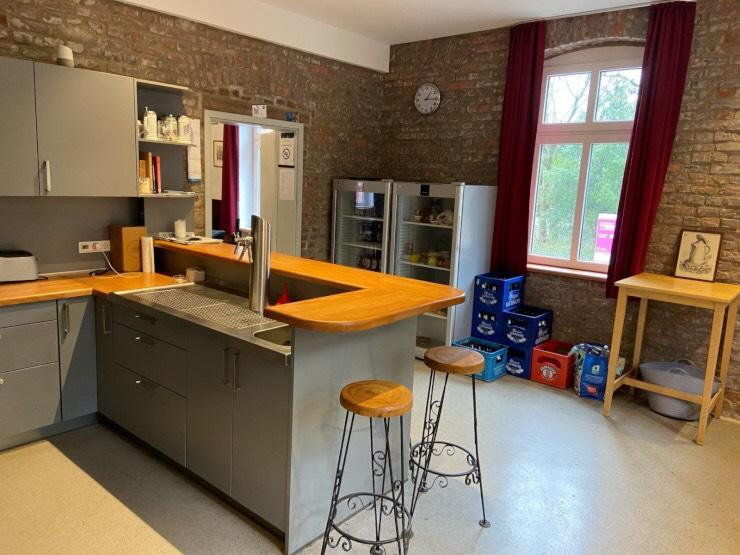 Wohnen auf Zeit Bochum Laer - 1 Zimmer, 20 m&sup2;, 280&euro; | Angebot:26479120
