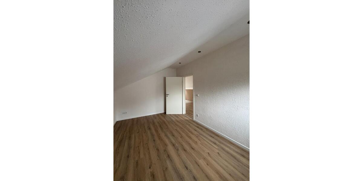 Dachgeschoßwohnung Ostercappeln - 2 Zimmer, 65 m&sup2;, 850&euro; | Angebot:26553741