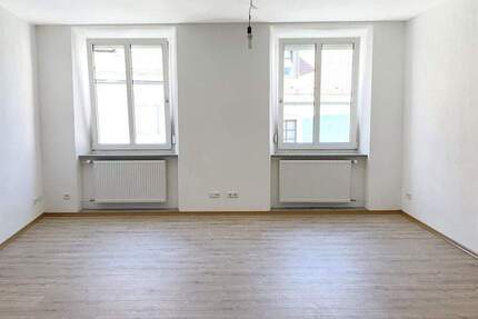 Wohnung Straubung Straubing - 4 Zimmer, 84 m&sup2;, 820&euro; | Angebot:25225685
