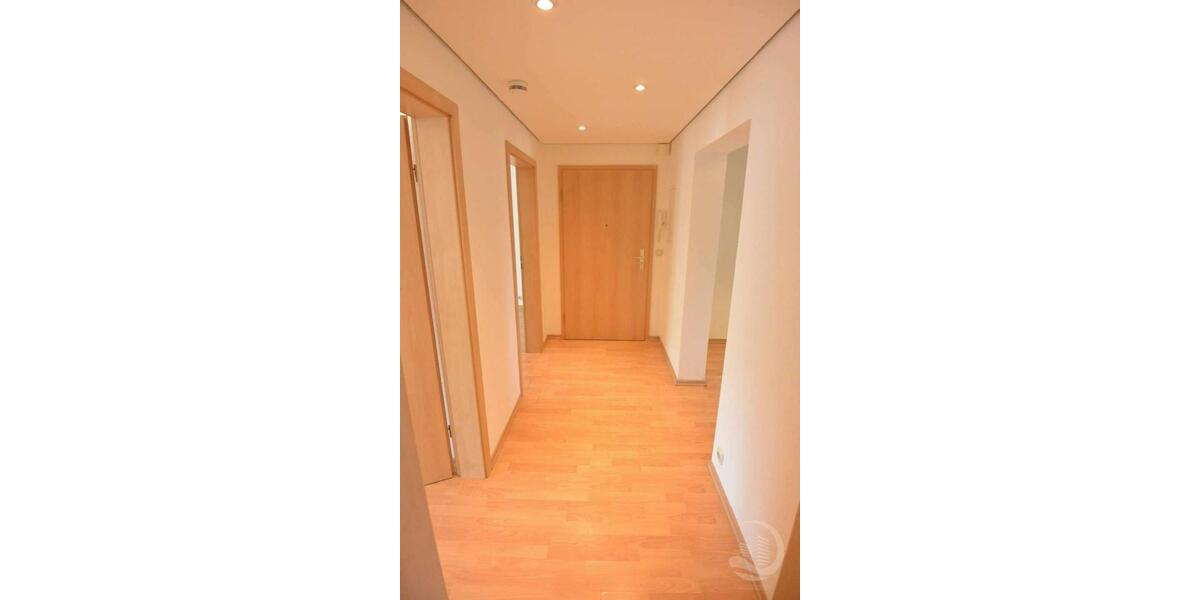 Dachgeschoßwohnung Wiesbaden Südost - 2 Zimmer, 61 m&sup2;, 660&euro; | Angebot:25811215