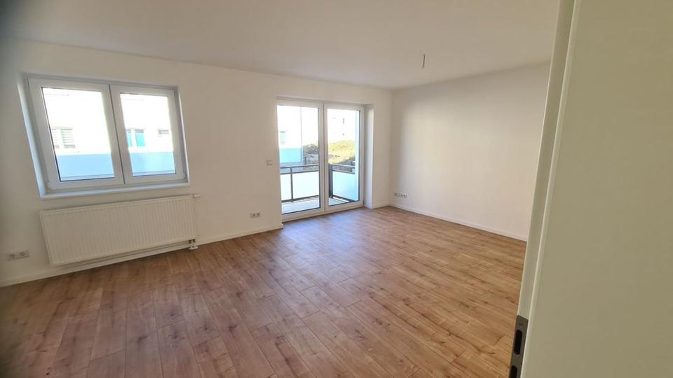 Neu! Sanierte 81 m² - 4-Zi, Gast-WC, Balkon 4 zimmer