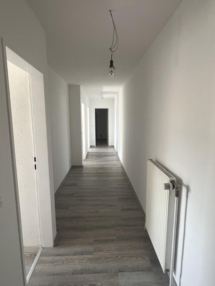 Erstbezug nach Kernsanierung: Exklusive 3-Zimmer-Wohnung zimmer