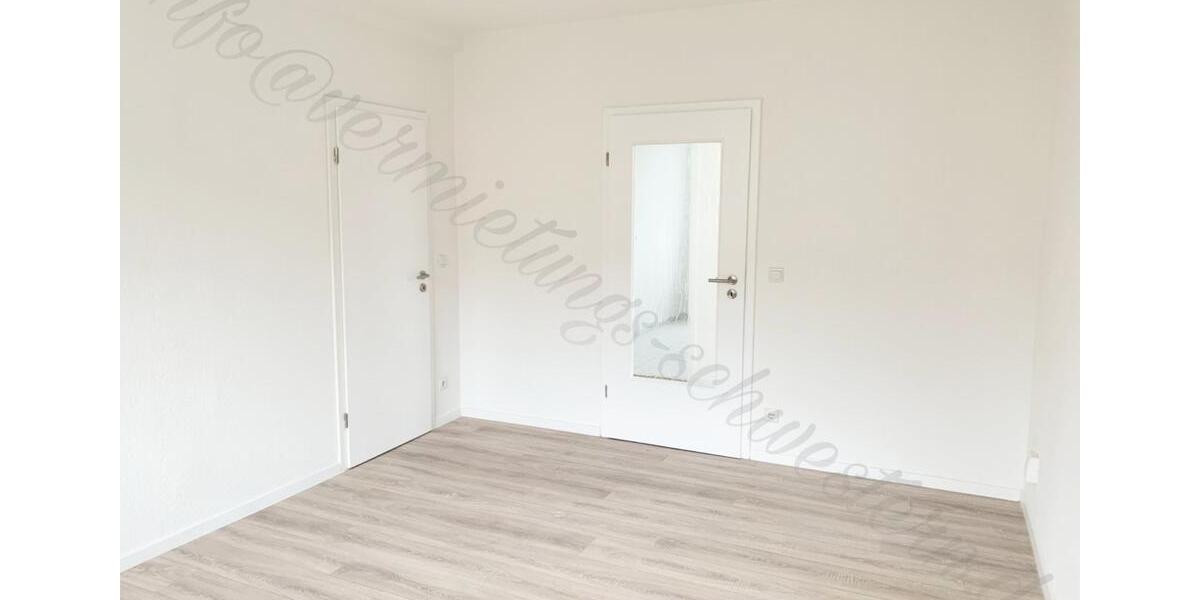 Etagenwohnung Chemnitz Adelsberg - 5 Zimmer, 106 m&sup2;, 655&euro; | Angebot:24628645