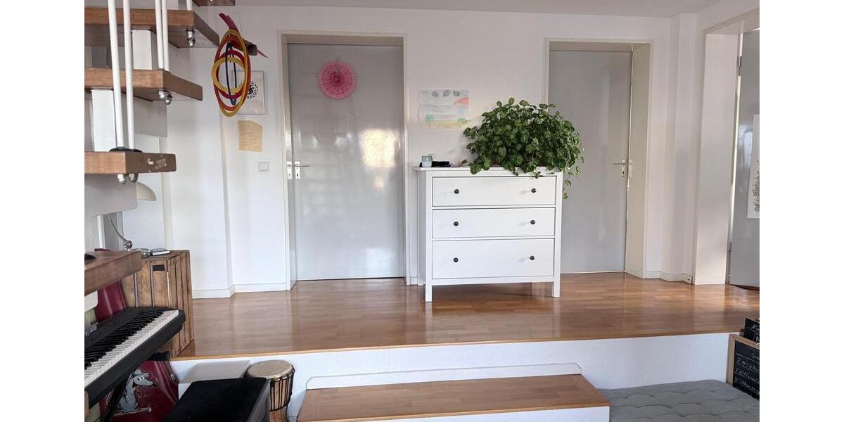 Maisonettenwohnung Saarbrücken Brebach-Fechingen - 5 Zimmer, 122 m&sup2;, 1.150&euro; | Angebot:25783201