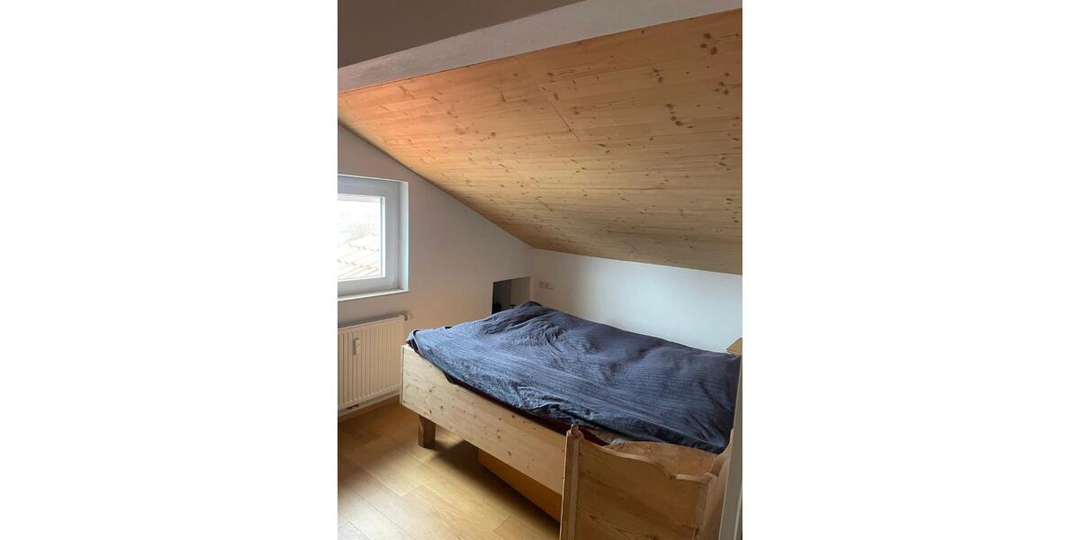 Dachgeschoßwohnung Kißlegg - 2.5 Zimmer, 67 m&sup2;, 900&euro; | Angebot:26608954