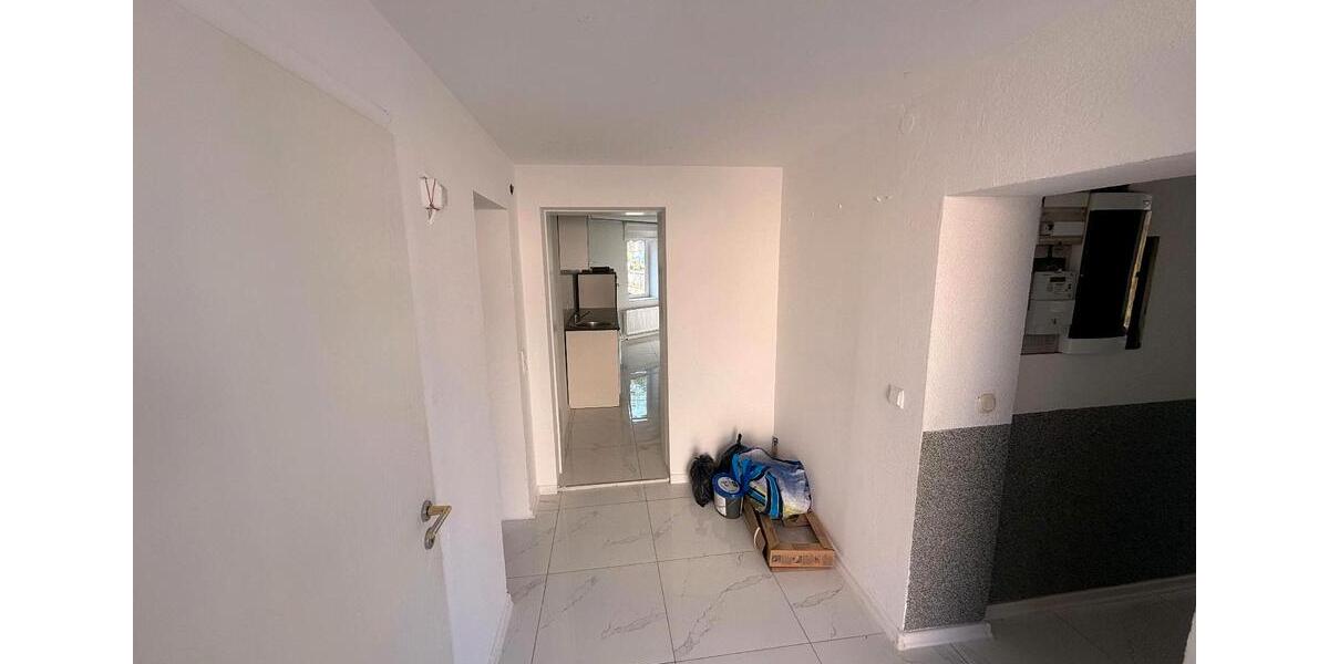 Einfamilienhaus Eschershausen - 7 Zimmer, 160 m&sup2;, 1.400&euro; | Angebot:26302712