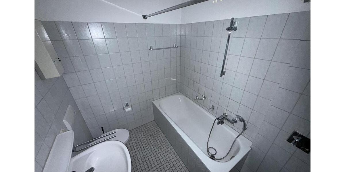 Etagenwohnung Wolfsburg - 2 Zimmer, 68 m&sup2;, 562&euro; | Angebot:24440695