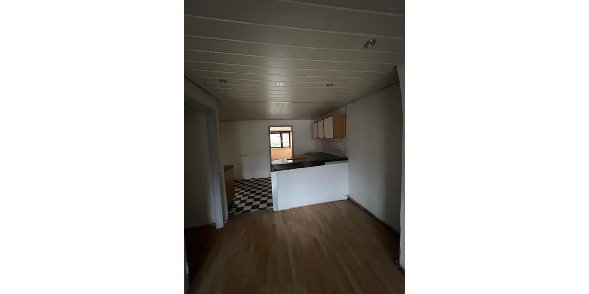 (Für Selbstrenovierer) 3 Freie 4-Zimmer-Wohnungen mit Balkon in Hagen zu vermieten 4 zimmer