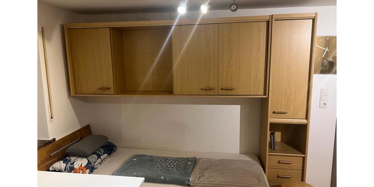 Etagenwohnung Hof Altstadt - 1 Zimmer, 27 m&sup2;, 418&euro; | Angebot:24953191