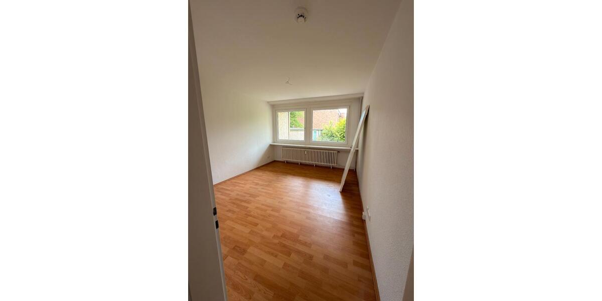 Erdgeschoßwohnung Geesthacht - 3 Zimmer, 68 m&sup2;, 730&euro; | Angebot:26645301