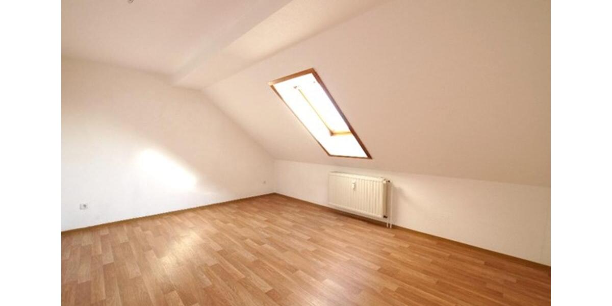 Etagenwohnung Pößneck - 2 Zimmer, 49 m&sup2;, 295&euro; | Angebot:26297191