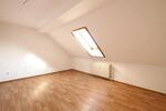 Etagenwohnung Pößneck - 2 Zimmer, 49 m&sup2;, 295&euro; | Angebot:26297191