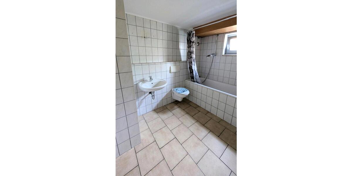 Etagenwohnung Wassertrüdingen - 2.5 Zimmer, 70 m&sup2;, 500&euro; | Angebot:25856508
