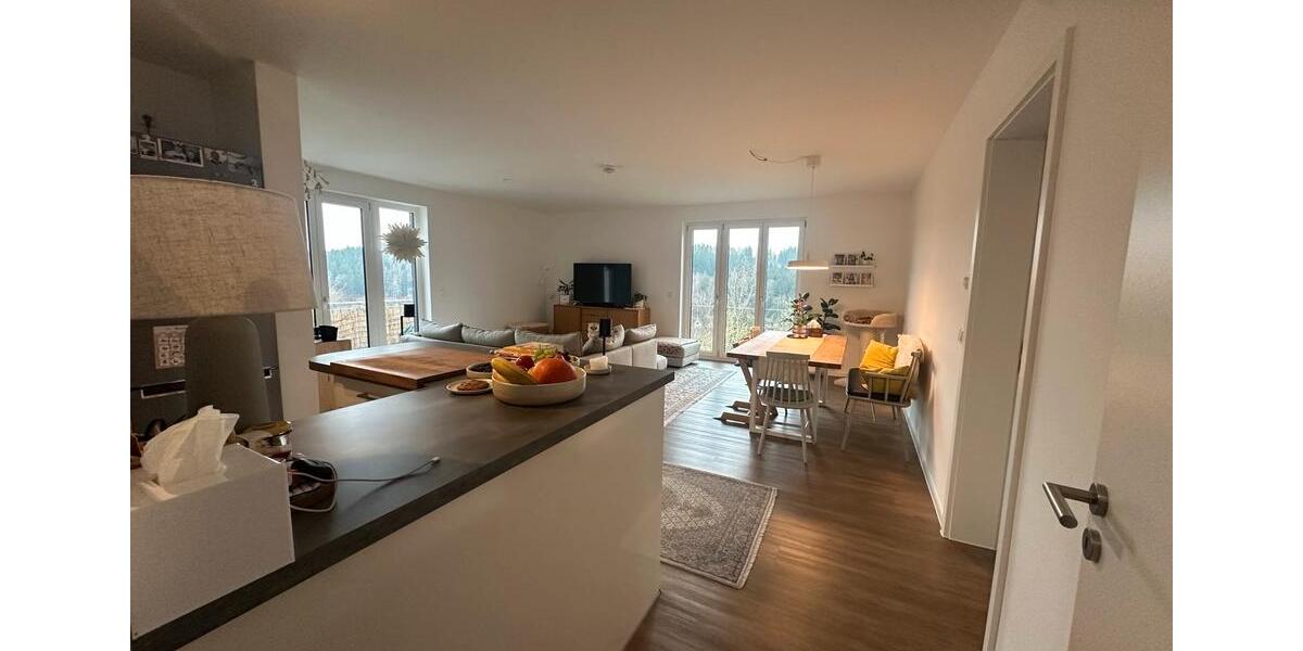 Dachgeschoßwohnung Suhl Aue 1 - 4 Zimmer, 115 m&sup2;, 1.500&euro; | Angebot:25475896