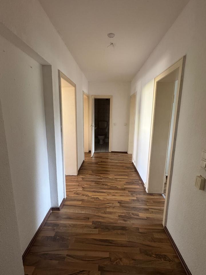 Helle 3-Zimmer-Wohnung mit Loggia