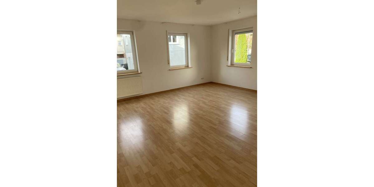 Etagenwohnung Heistenbach - 2 Zimmer, 98 m&sup2;, 790&euro; | Angebot:26372974