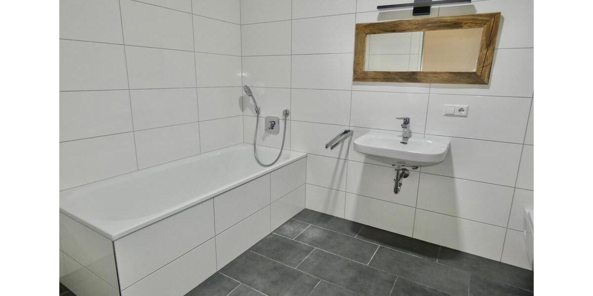 Etagenwohnung Lauingen (Donau) - 2 Zimmer, 78 m&sup2;, 700&euro; | Angebot:24865111