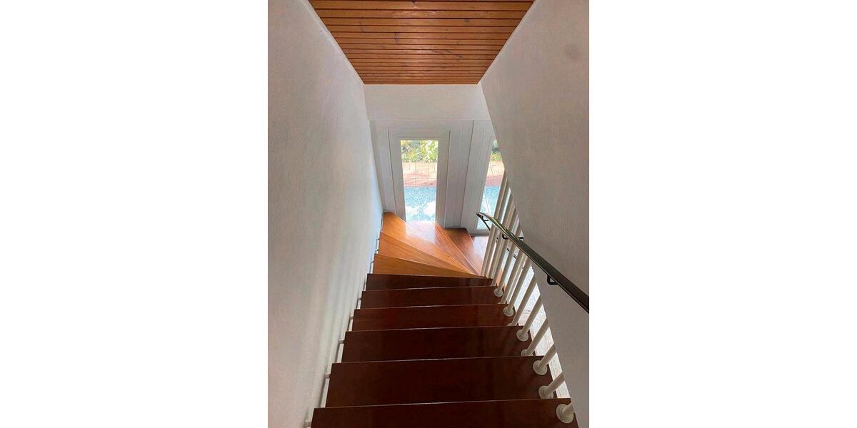 Einfamilienhaus Melle - 7 Zimmer, 190 m&sup2;, 1.500&euro; | Angebot:26582102