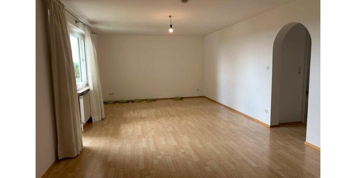 Etagenwohnung Freising Ast - 3 Zimmer, 82 m&sup2;, 1.500&euro; | Angebot:24749443
