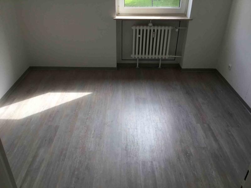 Komplette sanierte 3-Zimmer-Wohnung in ruhiger Lage 3 zimmer