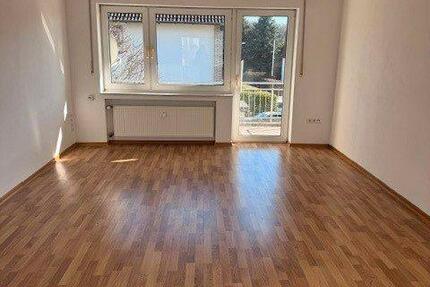 Wohnung Vlotho - 4 Zimmer, 89 m&sup2;, 700&euro; | Angebot:26440854