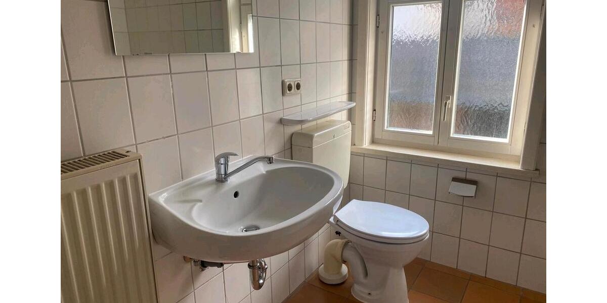 2-er WG mit eigenem WC & Haustier erlaubt 1 zimmer