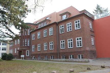 Wohnung zum Mieten in Schwerin 1.000 € 100.7 m²