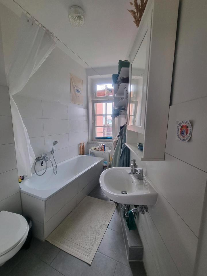 2 Zimmer, Einzeldenkmal saniert, Einbauküche