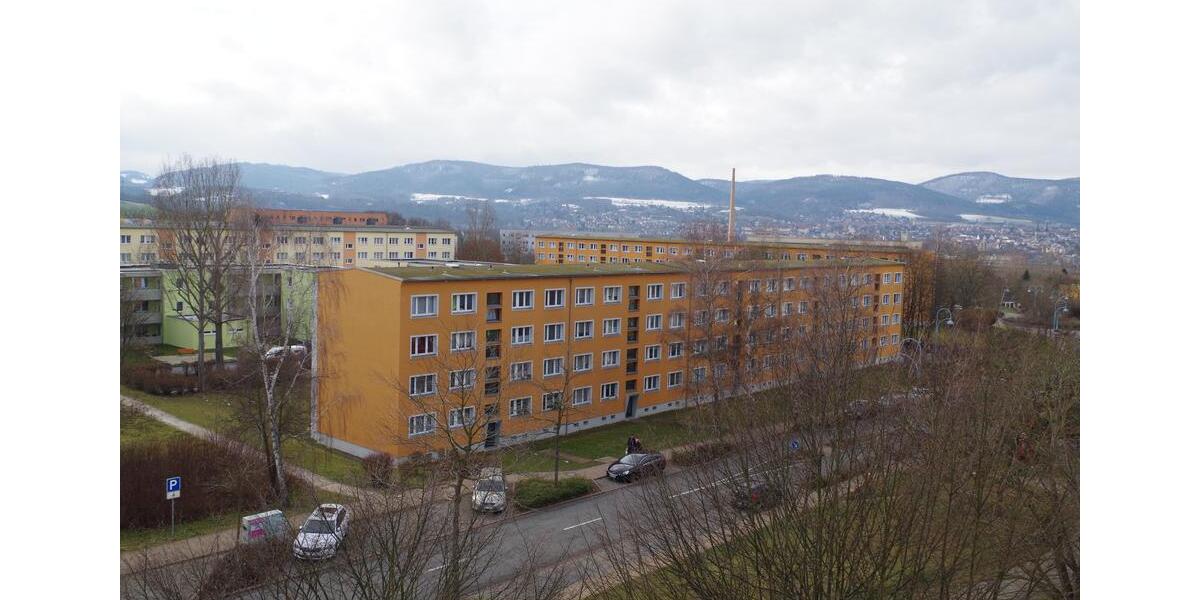 Etagenwohnung Saalfeld (Saale) - 2 Zimmer, 47 m&sup2;, 266&euro; | Angebot:26476629
