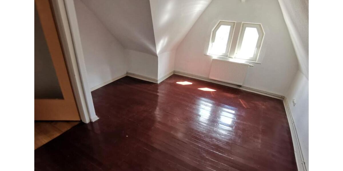 Dachgeschoßwohnung Mühlhausen (Thüringen) - 3 Zimmer, 55 m&sup2;, 330&euro; | Angebot:26662212