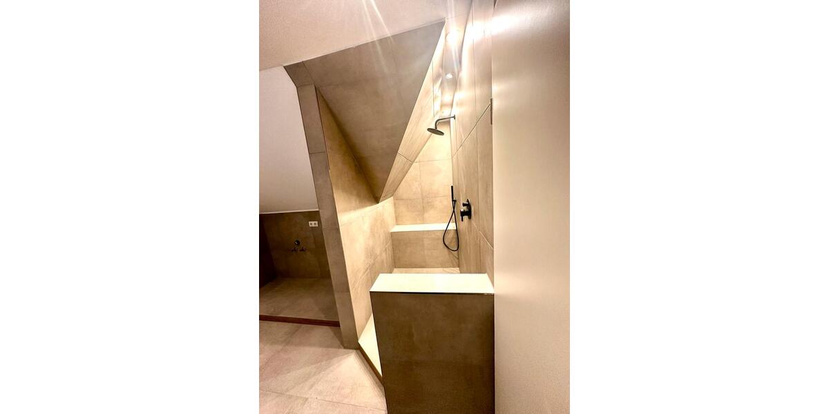 Exklusive 3-Zimmer-Designwohnung mit Garten 2 zimmer