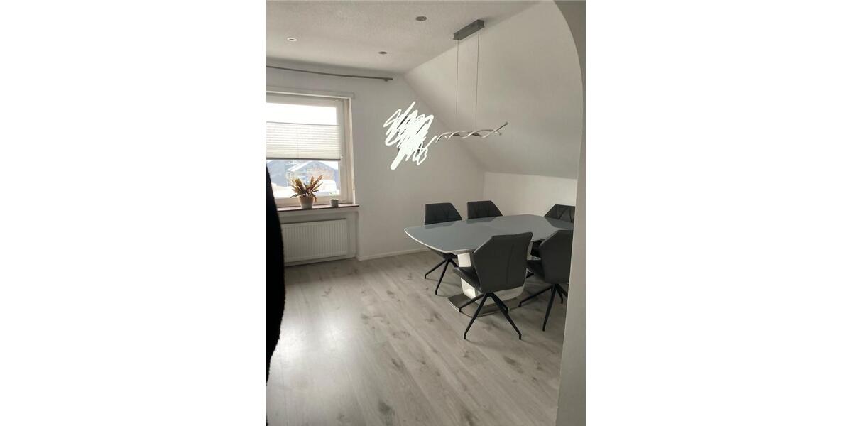 Etagenwohnung Bünde - 3 Zimmer, 110 m&sup2;, 800&euro; | Angebot:24851493
