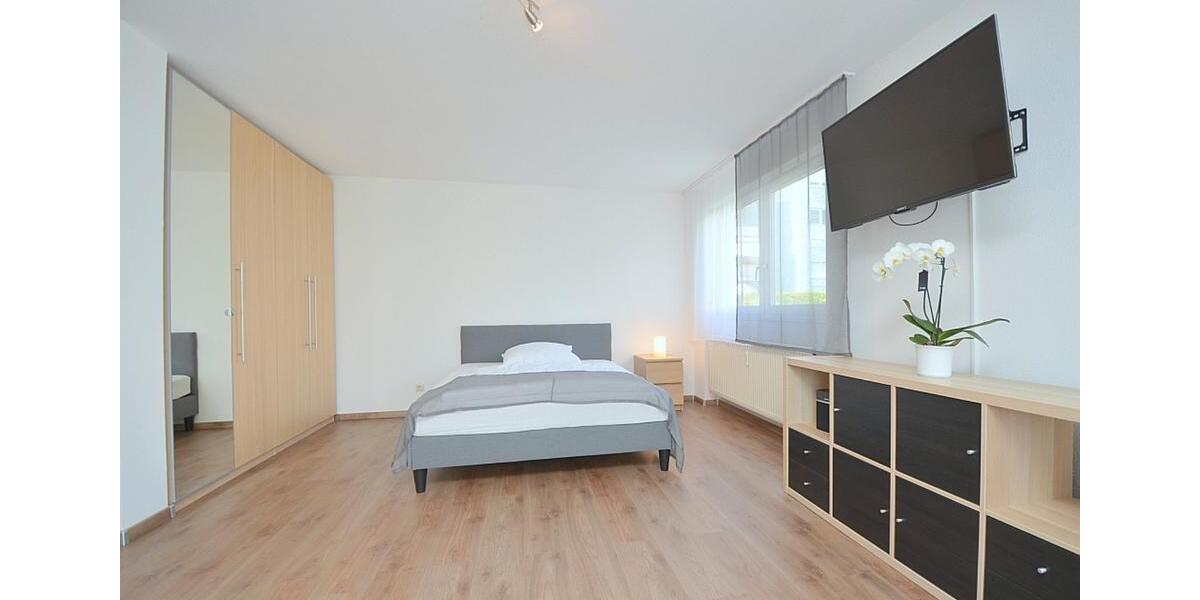 Erdgeschoßwohnung Sindelfingen Eichholz - 1 Zimmer, 53 m&sup2;, 1.250&euro; | Angebot:24590437