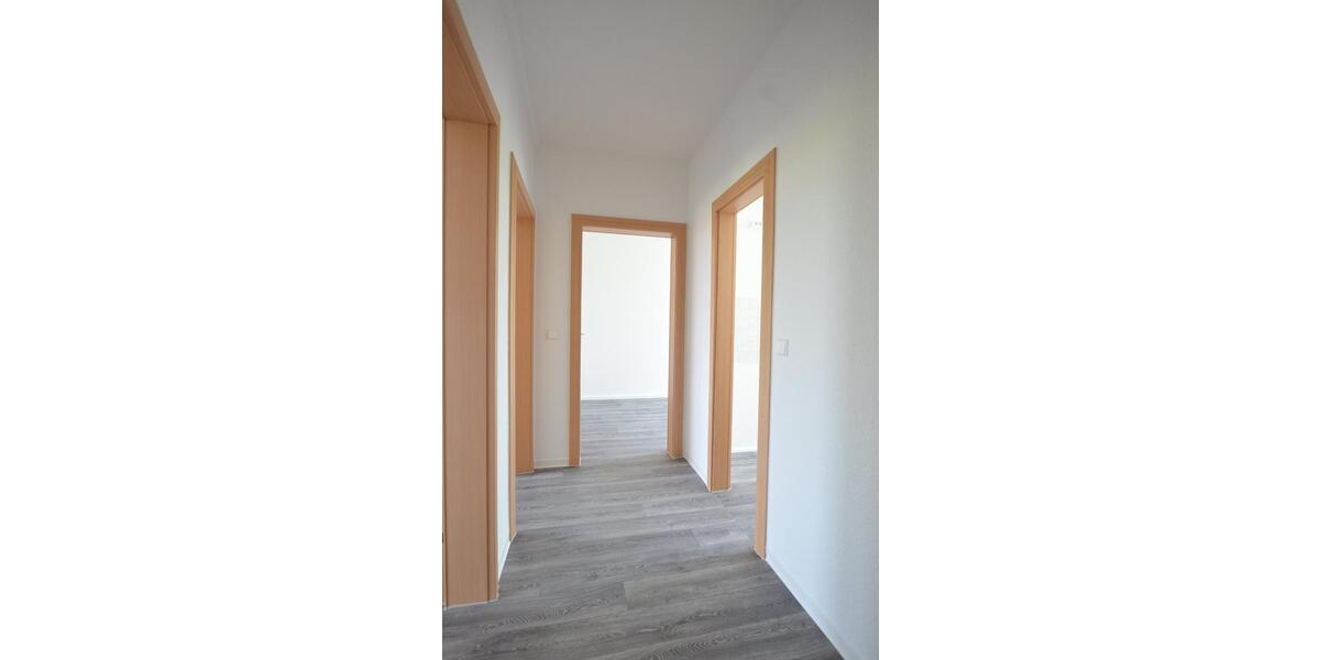 Etagenwohnung Sangerhausen - 3 Zimmer, 61 m&sup2;, 393&euro; | Angebot:26659429